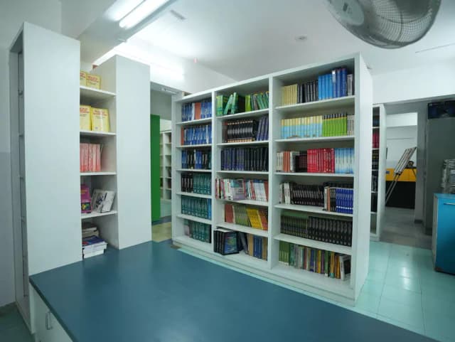 facility-library-2