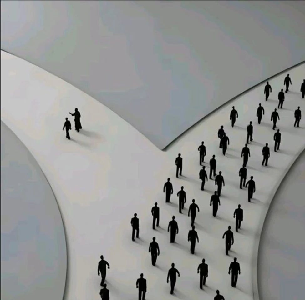 MCOM-moderin-age-main