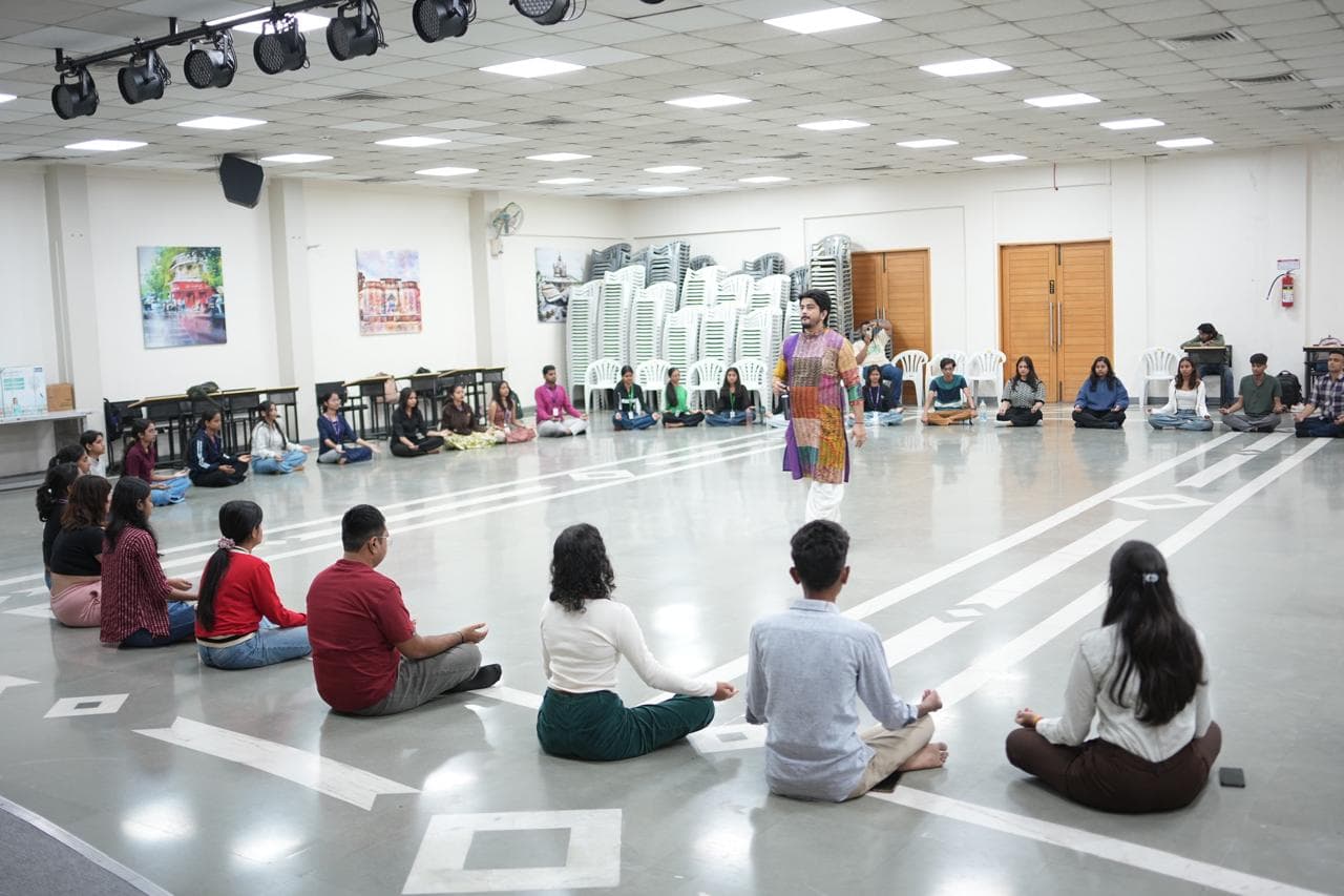 Stagecraft-Club-Brings-the-Art-of-Acting-to-Life